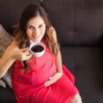 Czy można pić kawę w ciąży i w trakcie karmienia piersią?